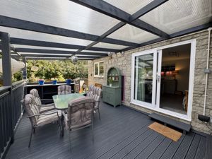 Deck Dining area to Kitchen- click for photo gallery